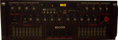 Once in a lifetime offer ECCO EC3109G96 kareokie amp  (Brand new)