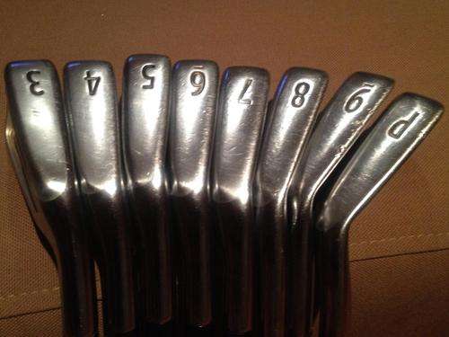 Golf Clubs - AP 2 Titleist Irons (PW - 3I) - Good condition