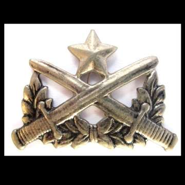 Metal Badge - Presumably Italian and Second World War.