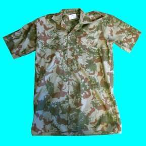 Koevoet Short Sleeve Shirt - Medium - Made By Cactus - Size 87.