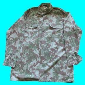 Koevoet - Long Sleeve Camo Shirt - Two Chest Pockets - Small.