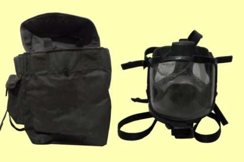 Full Face Gasmask With Waterproof Bag Used By Many Spec Forces.