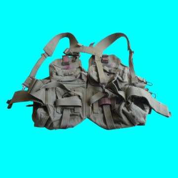 SADF Webbing Kid With Skelleton York - 2 Patrol Bags - 3 Ammo Pouches.