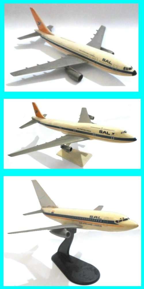 A Lot of Three S.A.A. Promotional Plastic Desk Model Boeing Aircraft.