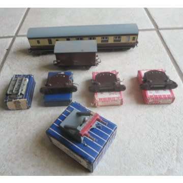 A Lot Of Hornby Blow Train Parts And Accessories Still In Boxes