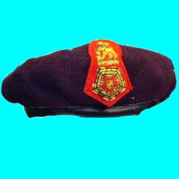 Recce Maroon Beret With Staff Officers Badge.