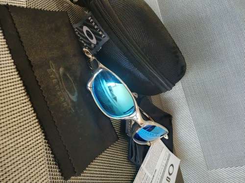 OAKLEY SUNGLASSES! JULIET. BRAND NEW!
