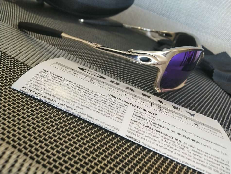 OAKLEY SUNGLASSES! SQUARED X METAL, BRAND NEW!