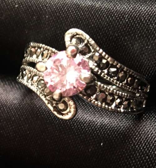 Gorgeous Cr  Topaz Set in 2 x 925 Silver Pewter Ring