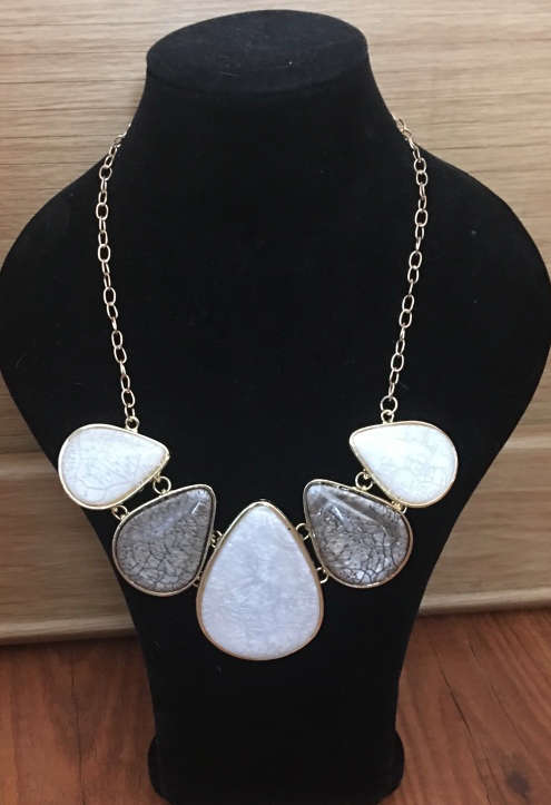 Attractive Imported Gemstones In 18ct Yellow Gold Plated Necklace