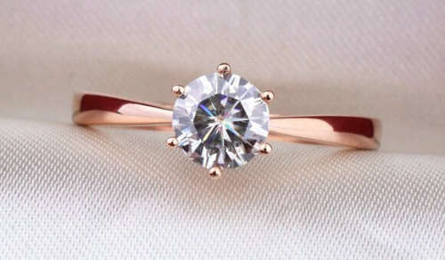 Pretty Sexy and Petite Diamante Set in 18ct Rose Gold Engagement Ring Imported Filled Jewelry