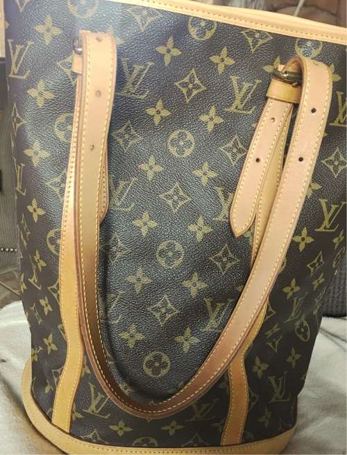 Genuine Authentic Louis Vuitton GM Bucket Handbag