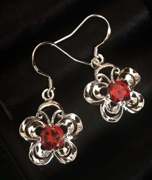 Sparkling Cr Garnet Set in 925 Sterling Silver Imported Filled Earrings with 925 Marking
