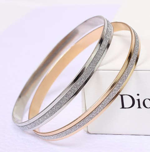 Gorgeous 6mm Imported 2 x Silver or Gold Plated Glitter Bangles
