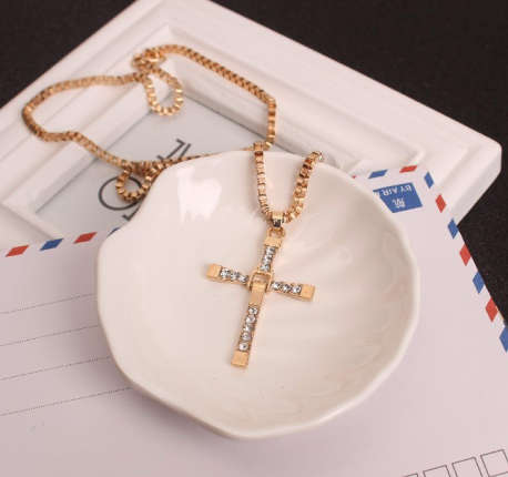 Stylish Diamante Set in 18ct Unisex Yellow Filled Gold Cross with Matching Neck Chain