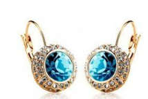 FLASHING  BELLA BLUE SAPPHIRE SWAROVSKI CRYSTAL PIERCED EARRINGS