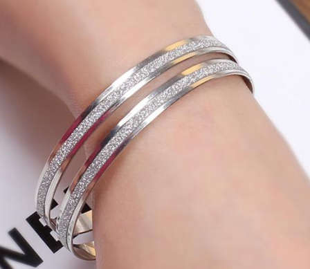 Gorgeous 6mm Imported 2 x Silver or Gold Plated Glitter Bangles