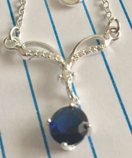 Exquisite Cr.Sapphire Set in 925 Sterling Silver Neck Chain Imported Filled Jewelry with 925 Marking