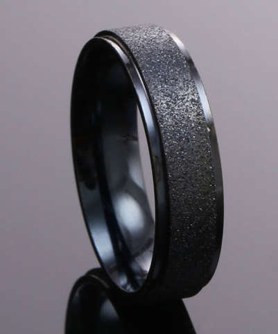 Fashion Unisex Wedding/Engagement  Black Band  Frosted 361L Stainless Steel Imported Ring