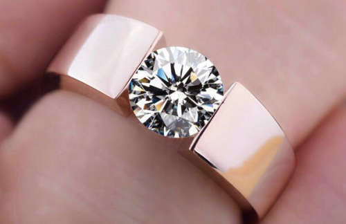 ATTRACTIVE SIMULATED DIAMOND SET IN ROSE GOLD IMPORTED FILLED RING
