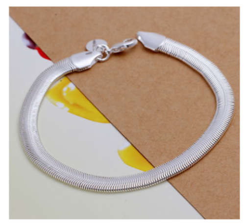 Dazzling 925 Sterling Silver Imported Filled Fishbone Bracelet