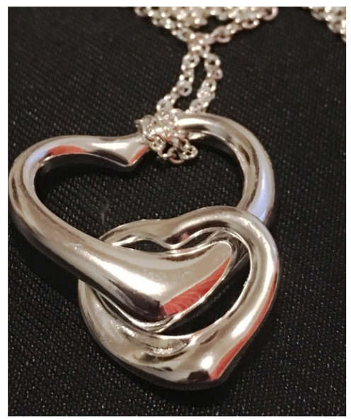 Stylish Double Twisted Heart Pendant & Matching Free Chain