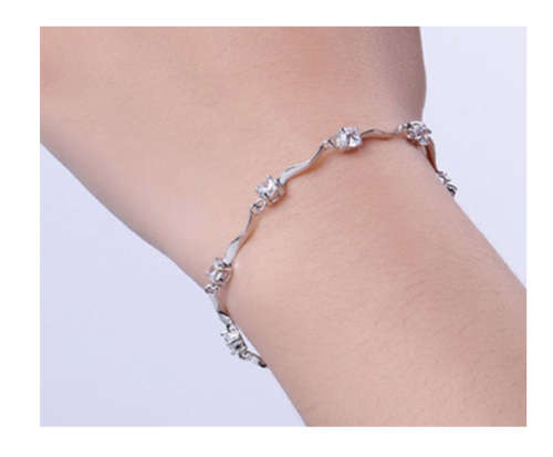 Flashing Cr. Daimonds Set in 925 Silver Imported Filled Tennis Bracelet Length  =  20.4 mm
