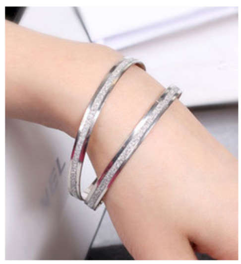 Gorgeous 6mm Imported 2 Gold or 2 Silver Glitter Bangles