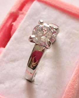 Exquisite Sim 0.4ct. White Diamond Imported Ring