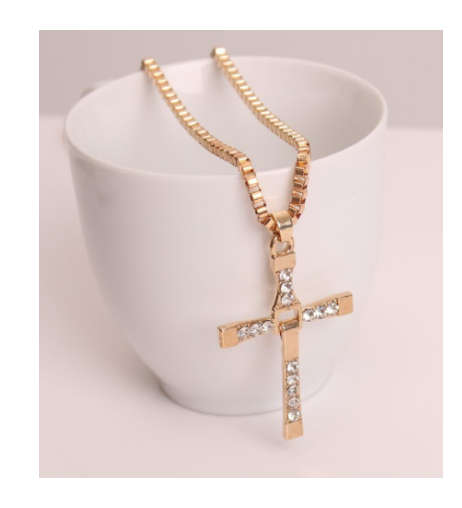 Stylish Sim Diamonds Unisex Cross with Matching Neck Chain