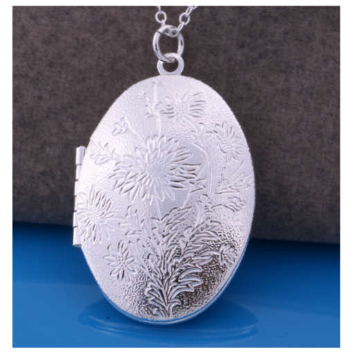High Fashion 925 Sterling Silver Locket with Free Neck Chain Imported Filled Jewellery