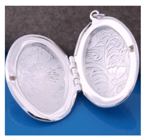 High Fashion 925 Sterling Silver Locket with Free Neck Chain Imported Filled Jewellery