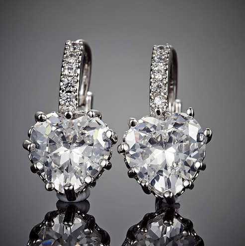 Charming Cr Heart Shape Diamond Crystal Set in 14ct White Gold Imported Filled Earrings