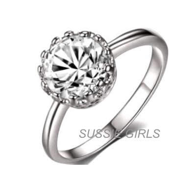Awesome Cr White Diamond Set in 925 Sterling Silver Ring Imported Filled Jewellery