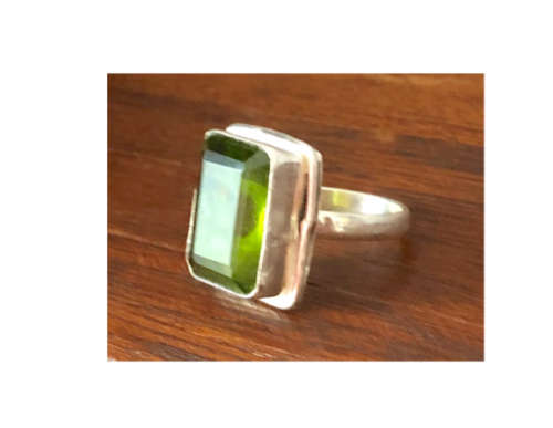 Sparkling Cr. Green Peridot in 925 Sterling Silver Filled Imported Ring