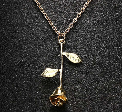 Delicate 9ct Yellow Gold Filled Rose Flower Pendant Necklace