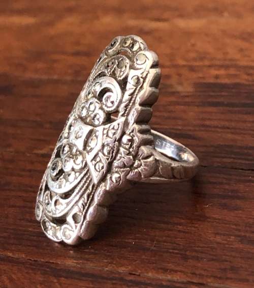 Attractive 925 Sterling Silver Ring