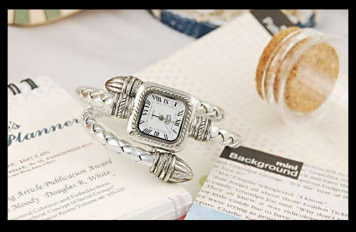 @@@@ GORGEOUS SILVER WATCH @@@@