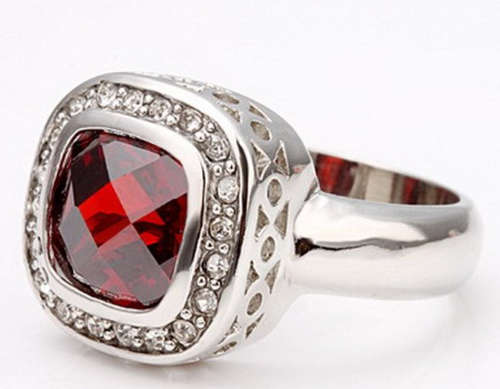 @@@@ EXCLUSIVE AND NEWLY IMPORTED RUBY SIMULANT  RING @@@@