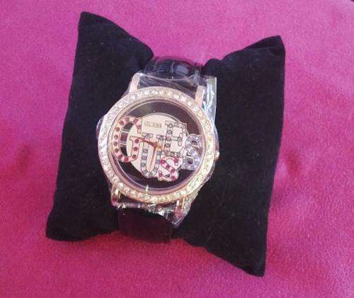 HIGLY INDIVIDUAL WOMAN'S BLACK WATCH