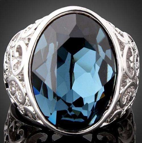 BEAUTIFUL AND AMAZING RING FOR AMAZING PEOPLE