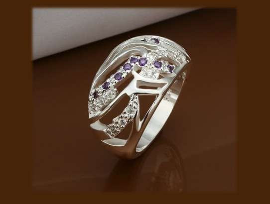 GORGEOUS AND PRETTY  925  RING # 8