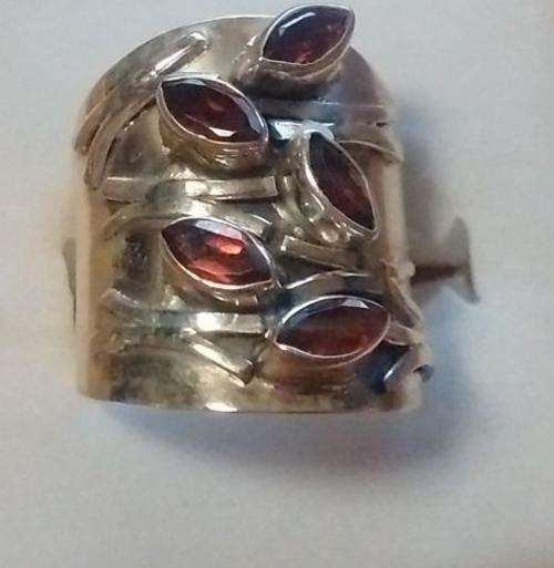 -- Size 7 --  Red Garnets Set in  925 Sterling Silver Ring