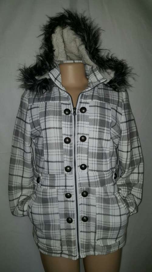 Hooded Jacket with warm lining and removable hood - Size XL