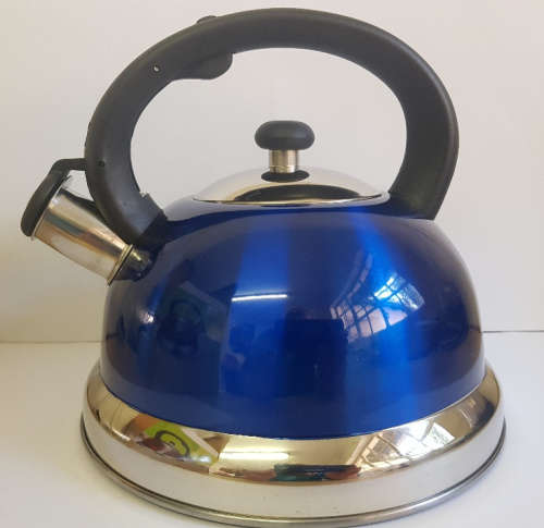 Kettle for gas stoves or convection stoves - 3L Whistling