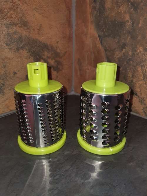 Rotary Cutter - Cut nuts, veggies, cheese