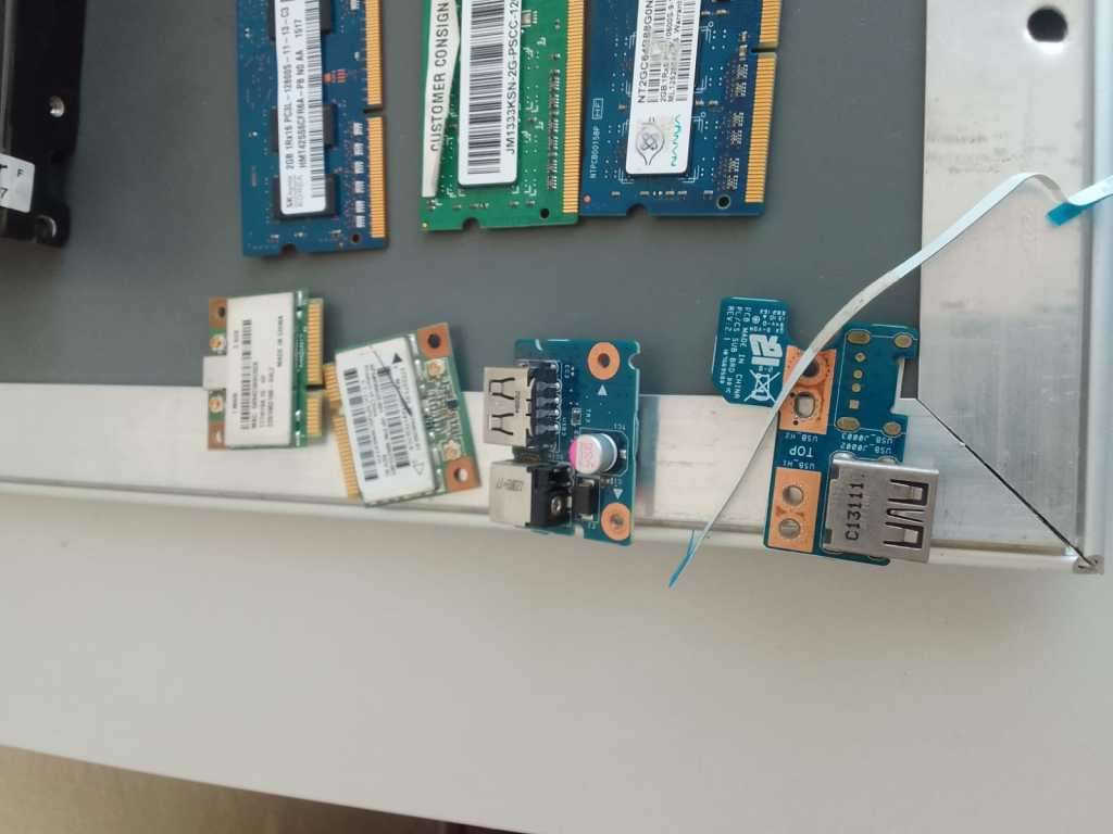 ***COMPUTER PARTS AVAILABLE***