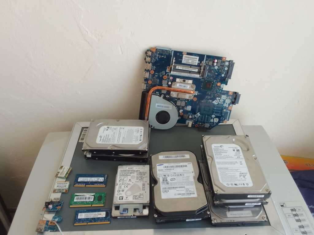 ***COMPUTER PARTS AVAILABLE***