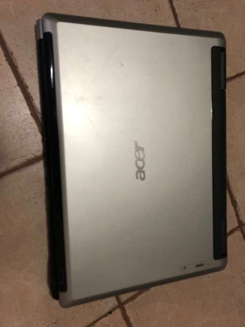 *HUGE SCREEN LAPTOP* Acer Aspire 9815WKMi T7200 51 cm (20.1`) WITH BAG