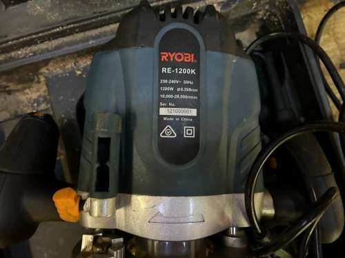 RYOBI RE-1200K Router